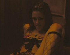 4. Kristen Stewart Sexy – Welcome to the Rileys, 2010