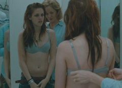 7. Kristen Stewart Sexy – Welcome to the Rileys, 2010