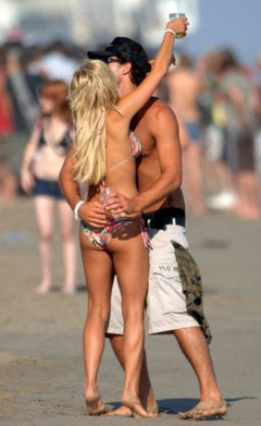4. Kristin Cavallari – bikini at the beach, 2007