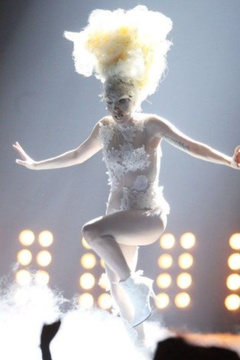 9. Lady GaGa – Brit Awards 2010 , 2010