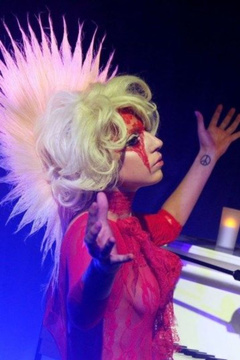 6. Lady GaGa – see through, 2009