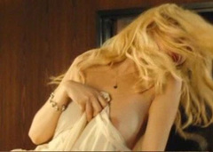 3. Laetitia Casta – Gainsbourg (Vie hroique), 2010