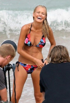 2. Lara Bingle – bikini, 2009