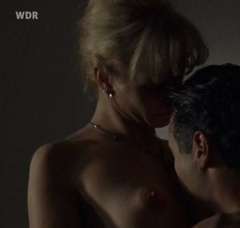 3. Lara-Joy Korner Nude Tits – Vera - Die Frau des Sizilianers, 2005