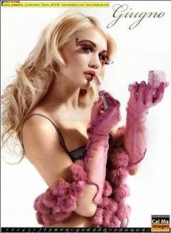 12. Laura Drzewicka – TGcom 2010 Calendar, 2009