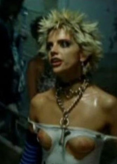 2. Macarena Gomez – El Calentito, 2005