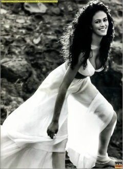 12. Maria Grazia Cucinotta Sexy – 1997 Calendar, 1996