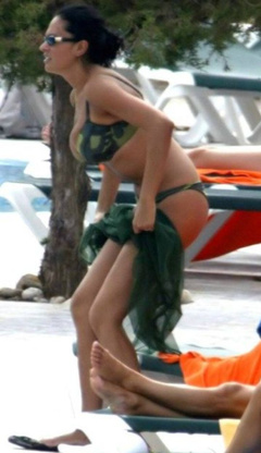 2. Maria Grazia Cucinotta – bikini, 2008