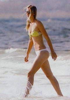 4. Maria Sharapova – bikini at the beach, 2005