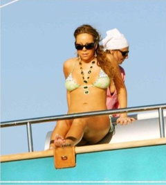 8. Mariah Carey – bikini, 2009