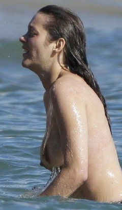 1. Marion Cotillard – topless, 2011