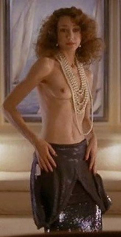 2. Marisa Berenson See-Through – La tete dans le sac, 1984