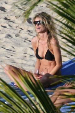 3. Marisa Miller – bikini, 2009