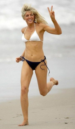 2. Marla Maples – bikini, 2008
