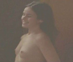 4. Marta Etura Naked – La vida de nadie, 2002