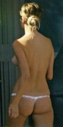 2. Martina Stella – topless, 2008