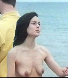 10. Meg Tilly Naked – The Girl in a Swing, 1988