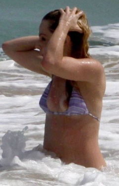 8. Meital Dohan – boob oops, 2009