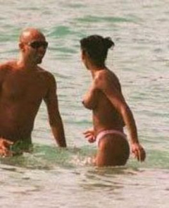 3. Melanie Brown – Topless swimming