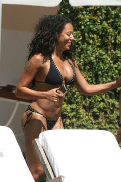 2. Melanie Brown – bikini at the beach, 2008