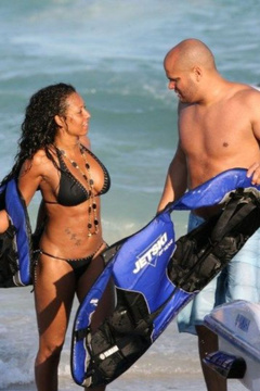 7. Melanie Brown – bikini at the beach, 2008