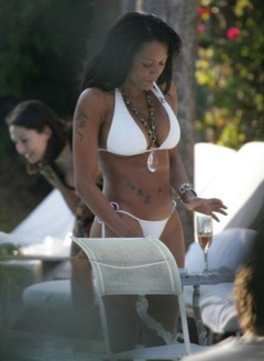 12. Melanie Brown – bikini at the beach, 2008