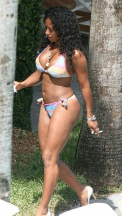 4. Melanie Brown – bikini by the pool, 2007