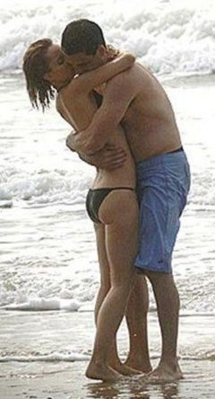 2. Mena Suvari – black bikini, 2005