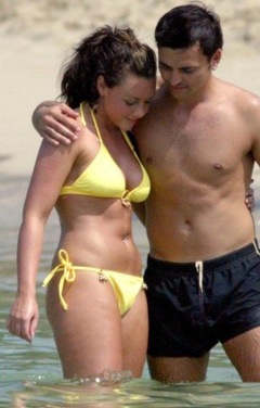 2. Michelle Heaton – bikini at the beach, 2006
