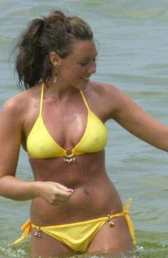 5. Michelle Heaton – bikini at the beach, 2006