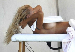 3. Michelle Hunziker – getting a massage, 2008