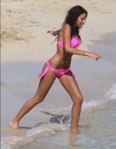 9. Michelle Keegan – bikini, 2009