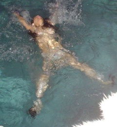 1. Michelle Rodriguez Topless – Shore Club Sky Bar, 2004