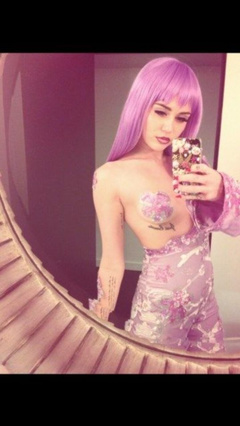 3. Miley Cyrus – Twitter, 2013