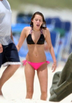 19. Miley Cyrus – bikini, 2009