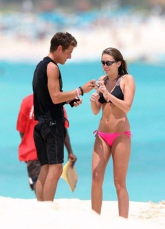 20. Miley Cyrus – bikini, 2009