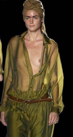 4. Mini Anden – catwalk oops