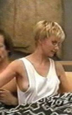 3. Miou-Miou Naked – La lectrice, 1988