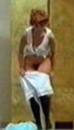 4. Miou-Miou Naked – La lectrice, 1988