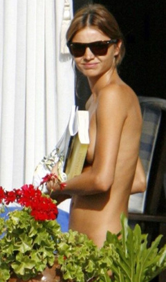 5. Miranda Kerr – topless on a balcony, 2008