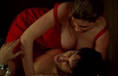 2. Miriam Giovanelli Naked – Mentiras y gordas, 2009