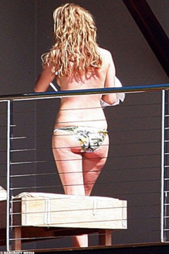 5. Mischa Barton – Topless sunbathing, 2008