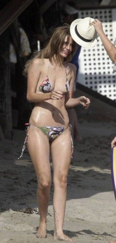 3. Mischa Barton – bikini at the beach, 2006