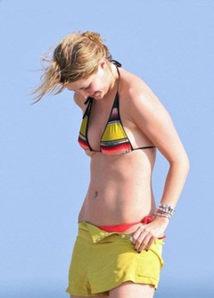 17. Mischa Barton – bikini at the beach, 2008