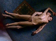 5. Olga Kurylenko Naked – L'annulaire, 2005