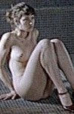 10. Olga Kurylenko Naked – L'annulaire, 2005