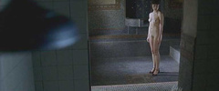 14. Olga Kurylenko Naked – L'annulaire, 2005