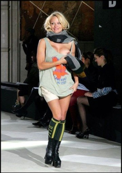 5. Pamela Anderson Nip Slip – Vivienne Westwood Fashion Show, 2009