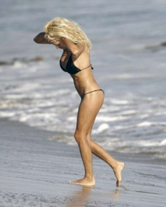 2. Pamela Anderson – black bikini, 2007