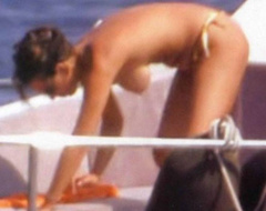 2. Paola Perego – topless on a yacht, 2006
